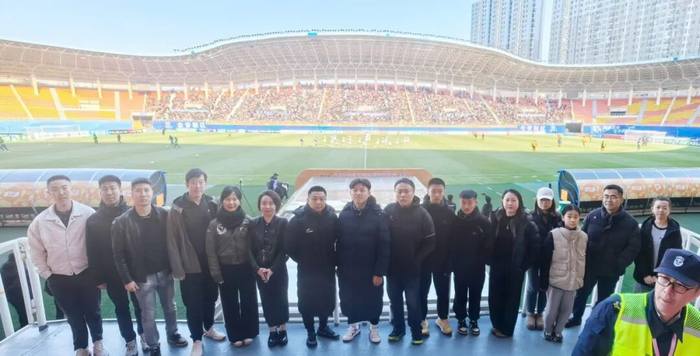 开云APP下载-【连商·绿茵行】大连民营企业家集体观赛中甲 共筑足球城新未来|大连足球|足球队|中甲联赛|精神_新浪体育_新浪新闻